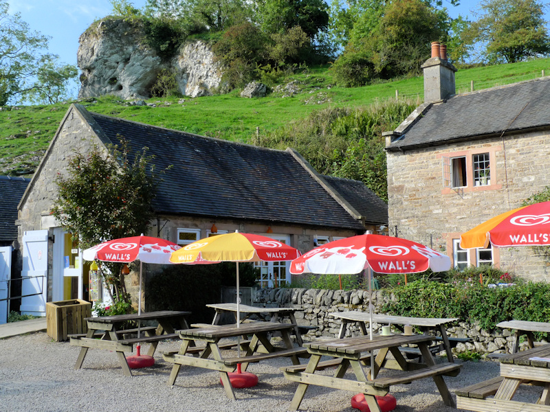 Manifold Valley