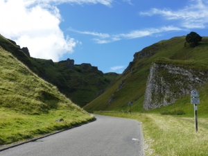 Winnats Pass, Peak District Cycling